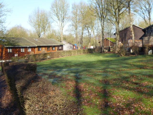 Gite Superequipe En Ardenne Belge Rendeux Exterior foto