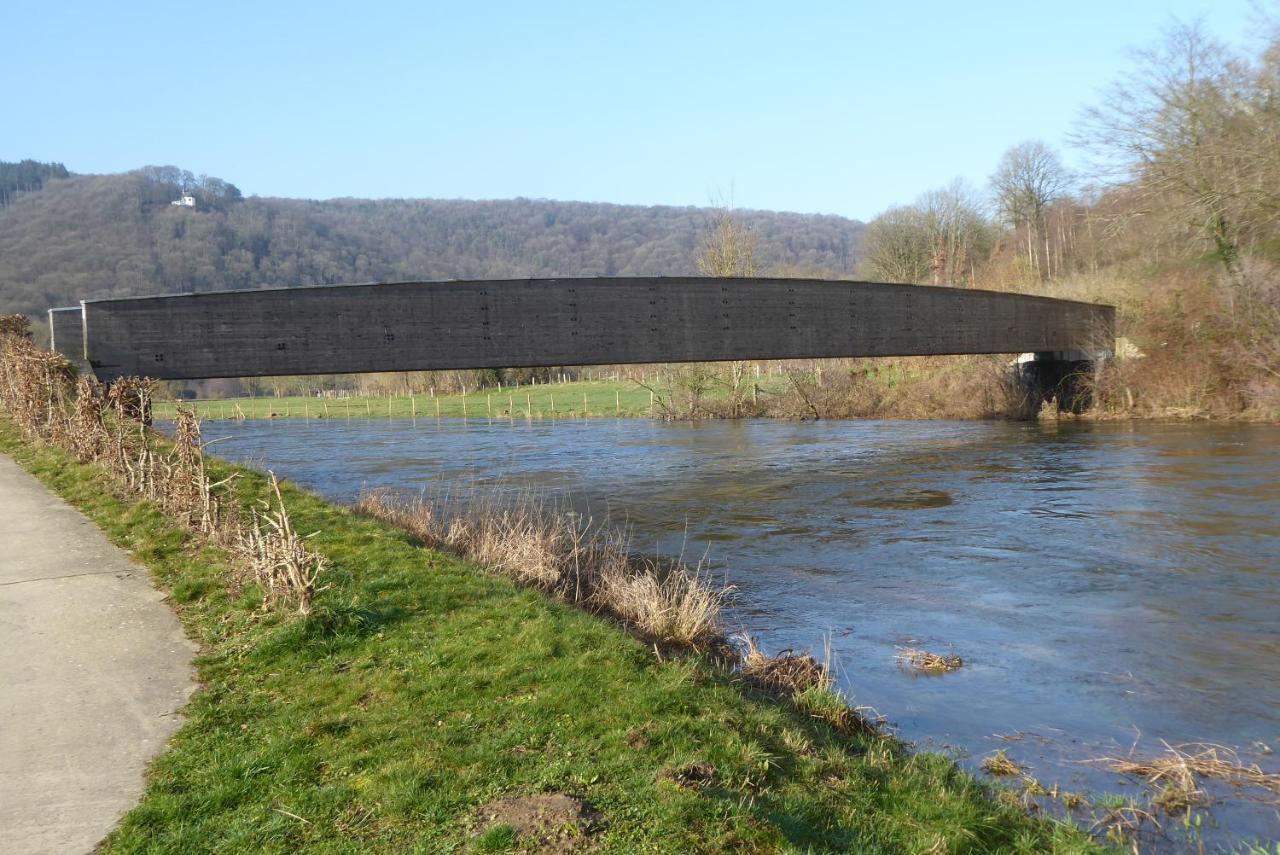 Gite Superequipe En Ardenne Belge Rendeux Exterior foto