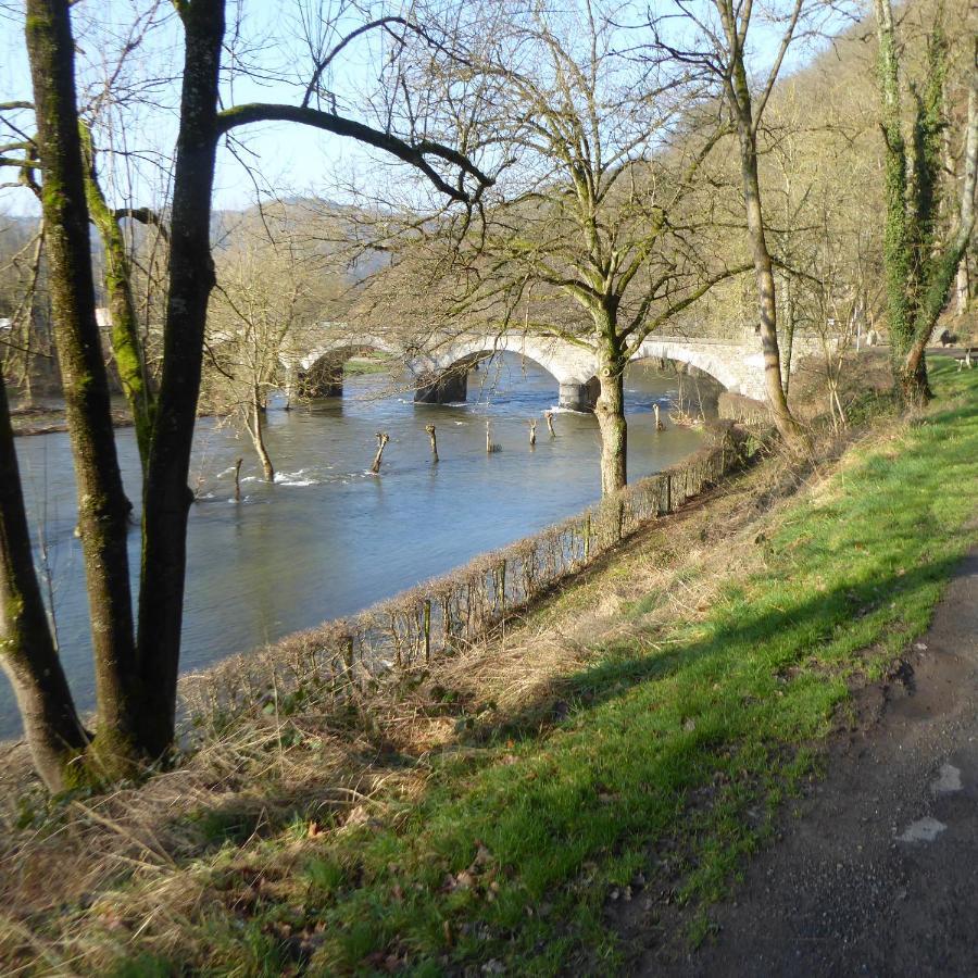Gite Superequipe En Ardenne Belge Rendeux Exterior foto