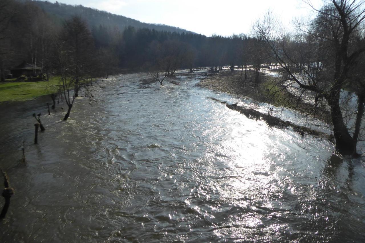 Gite Superequipe En Ardenne Belge Rendeux Exterior foto