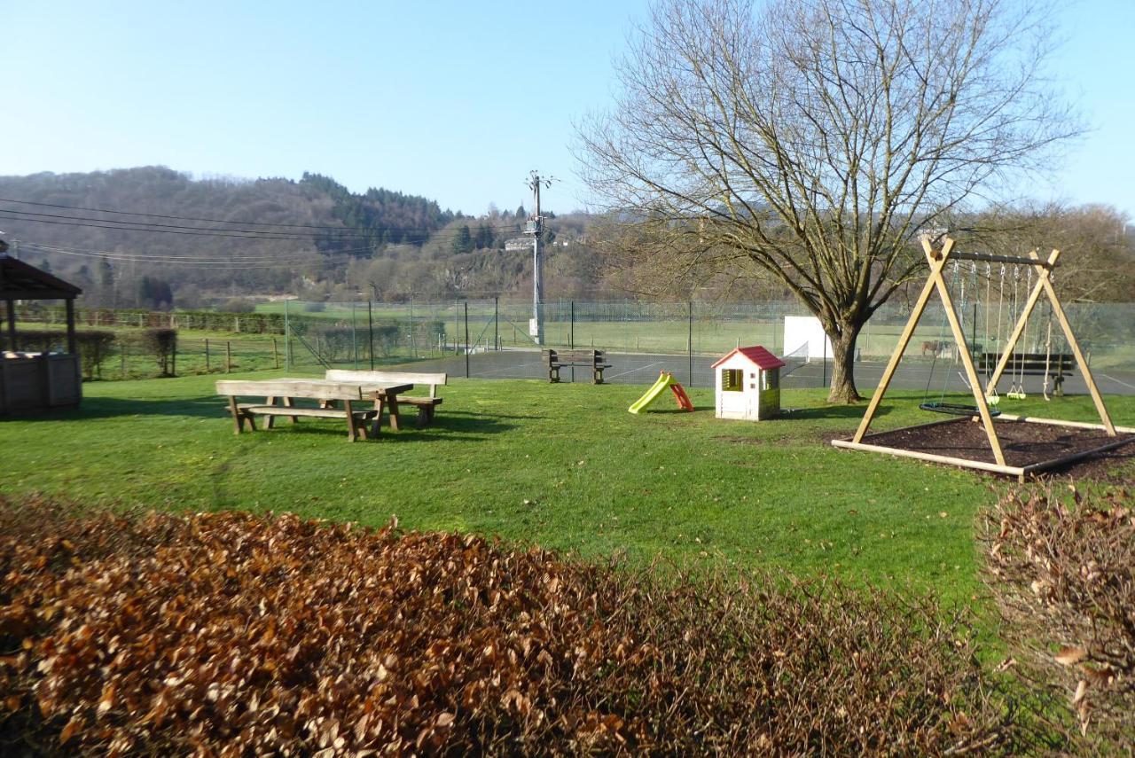 Gite Superequipe En Ardenne Belge Rendeux Exterior foto